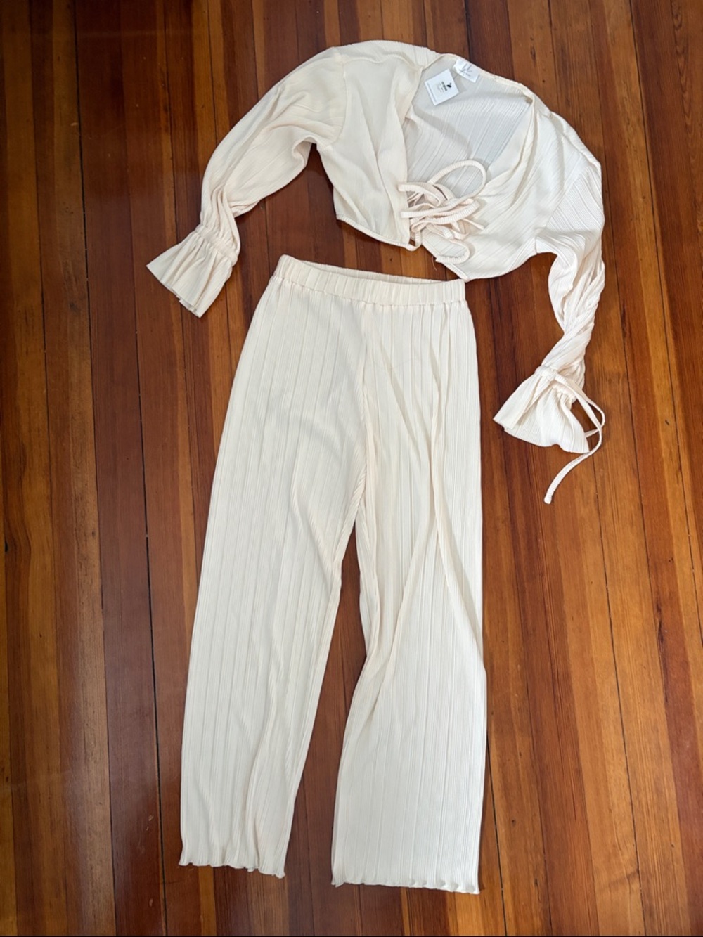 Cream Ribbed Two-Piece Lounge Set - Crop Top & Wide Leg Pants